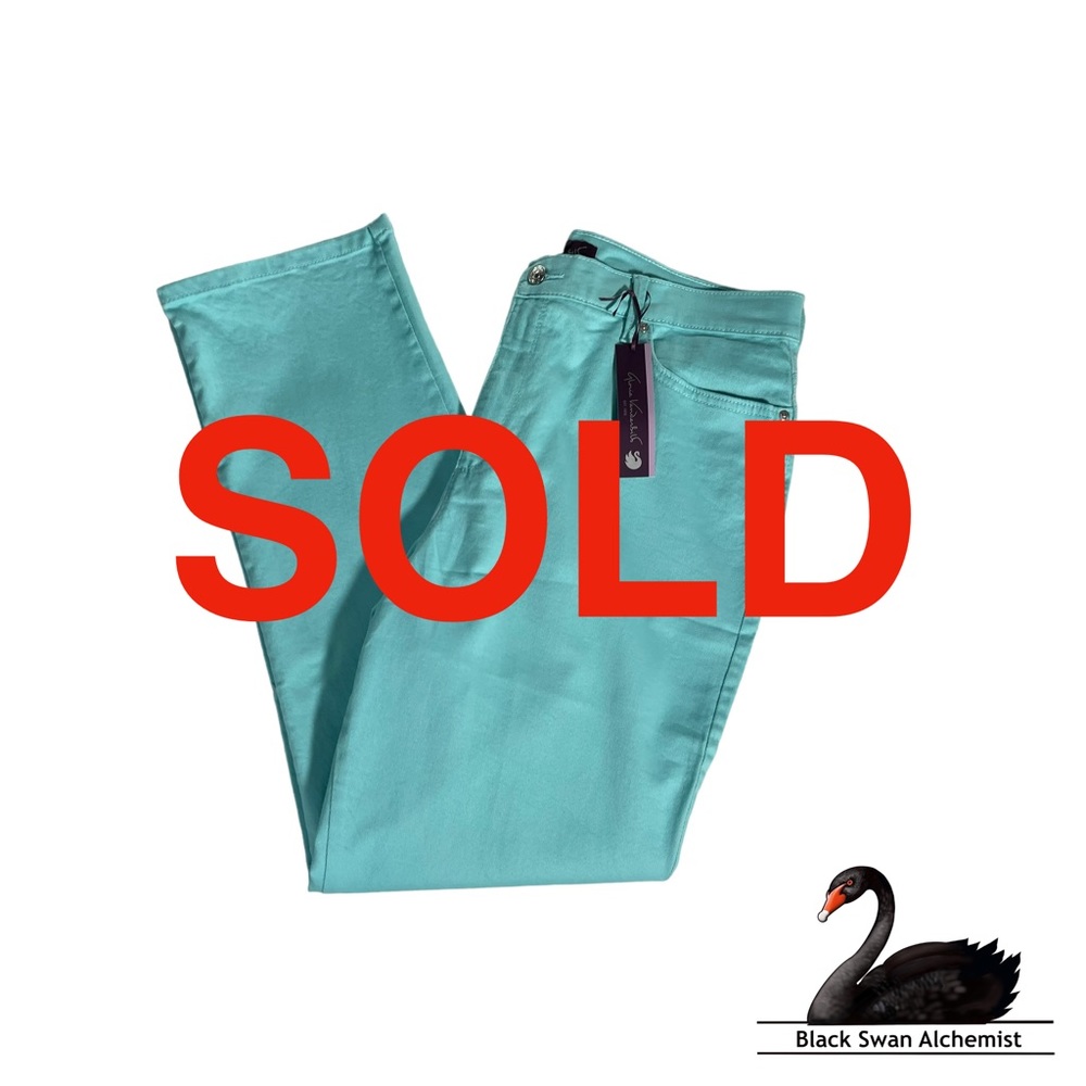 SOLD Gloria Vanderbilt Amanda Slimming Jeans *NWT* Size:16